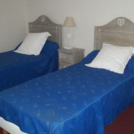 Domaine Saint-Louis Bed & Breakfast Carcassonne Ruang foto